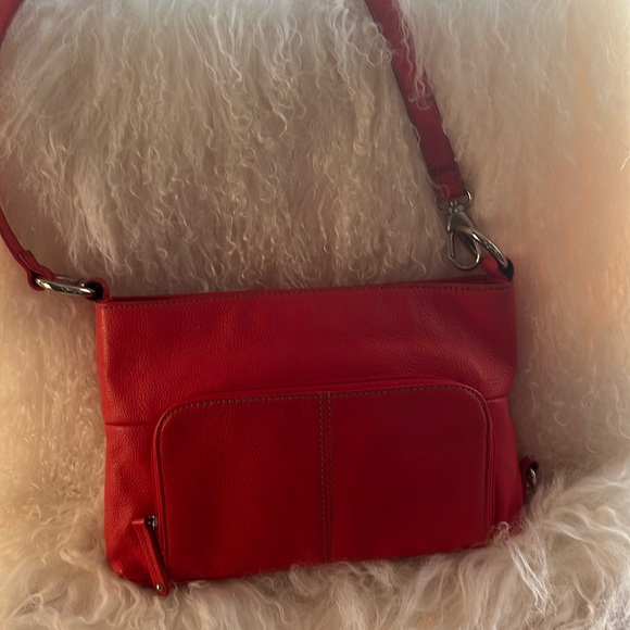 Tignanello Red Pebbled Leather Crossbody Purse Handbag. - Picture 6 of 13